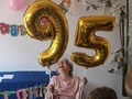 Hoy celebramos los 95años de nuestra hermosa "Finura" 🍭🎂🍰 qué alegría verla feliz y disfrutando con nosotros. 😍😙😚 Que vivan nuestras abuelas. Que viva Delfina Tejada. #aplateados