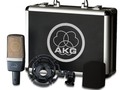 Nuevo producto en nuestra tienda, microfono c214 AKG, con estuche y base de suspencion, $ 1420.000  #akg #akgc214 #akgp420 #akgdrummics