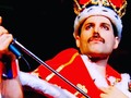 Un día como el de hoy pero de 1991 se nos iba este señor del Rock…  Freddy Mercury    #queen #freddymercury (en Hongo Park)